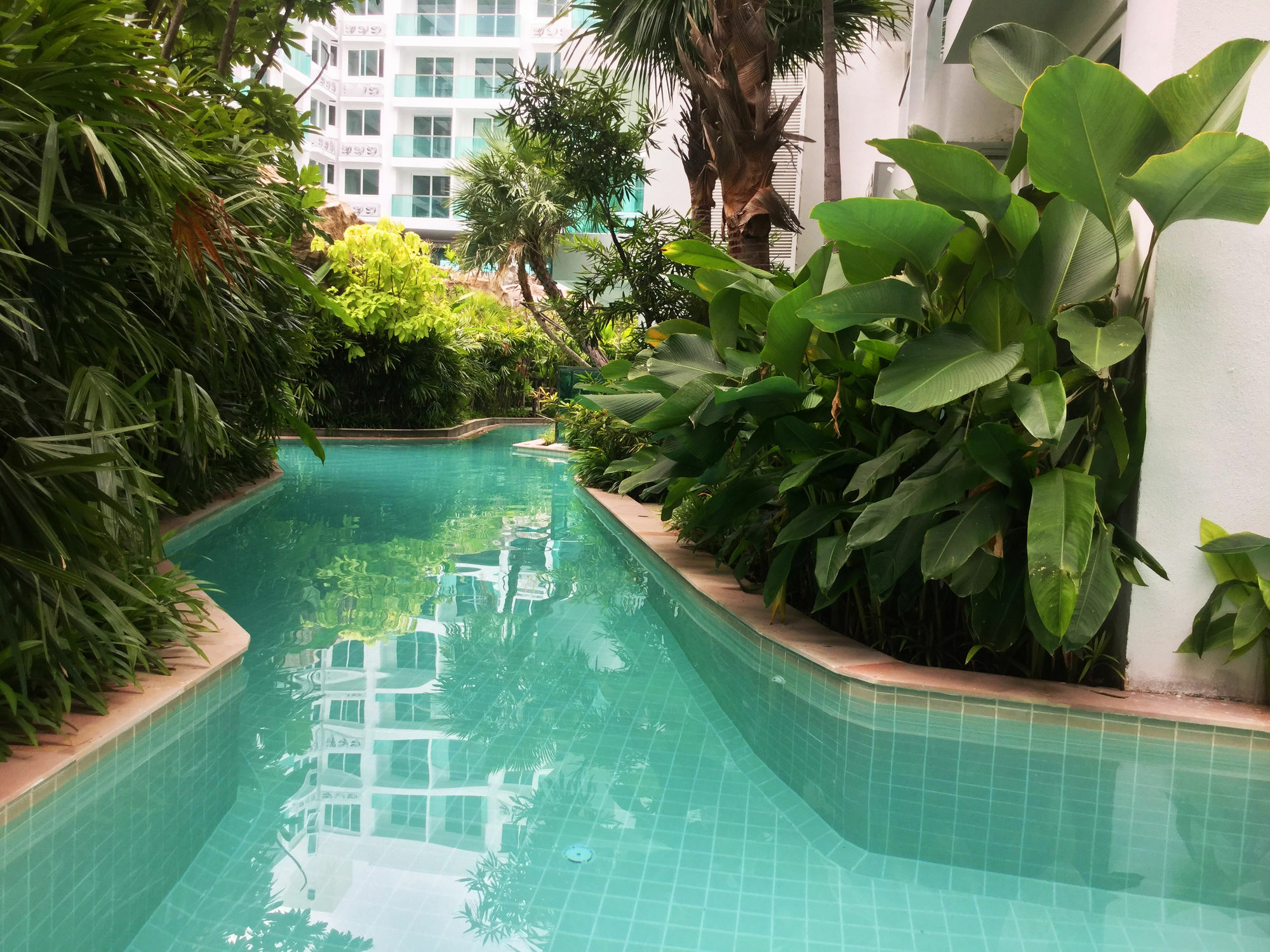 Amazon Residence By Pattaya Sunny Rentals Jomtien Beach Extérieur photo