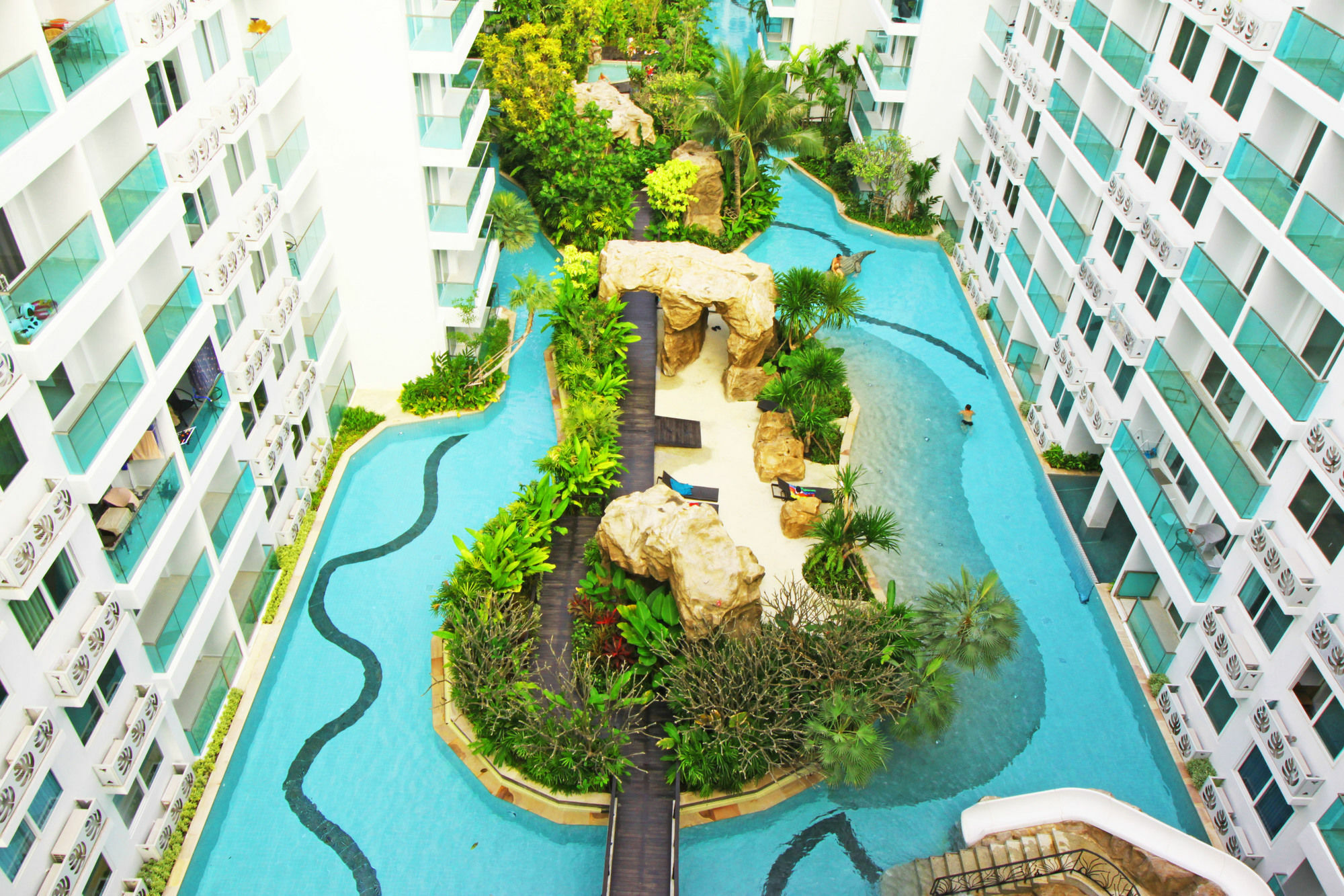 Amazon Residence By Pattaya Sunny Rentals Jomtien Beach Extérieur photo