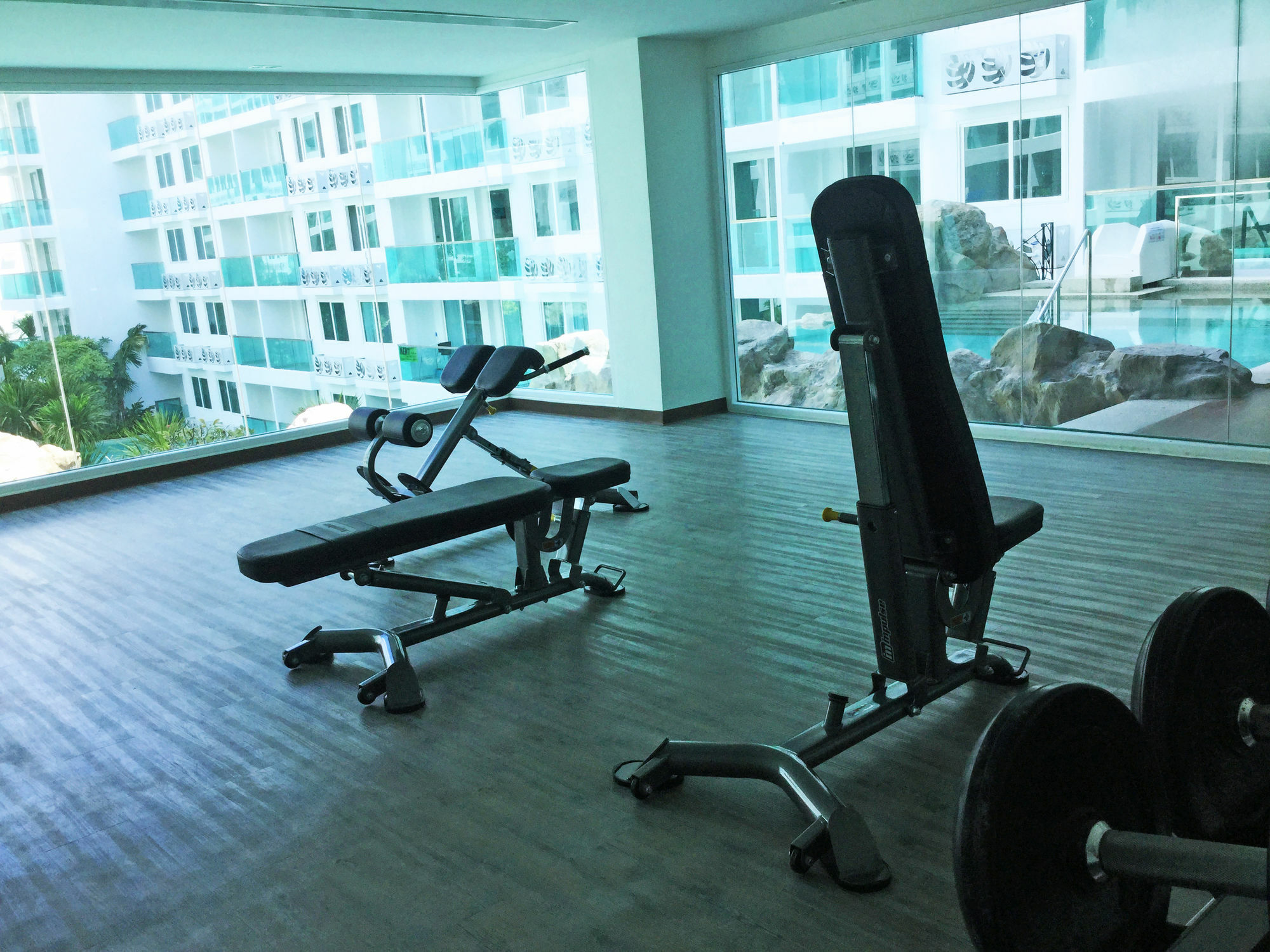 Amazon Residence By Pattaya Sunny Rentals Jomtien Beach Extérieur photo