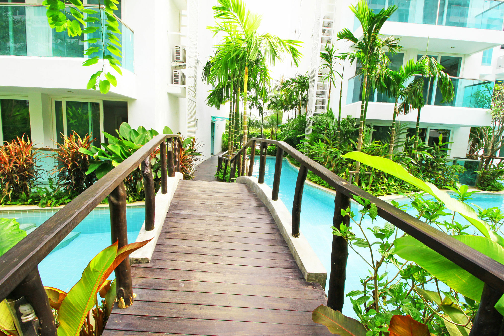 Amazon Residence By Pattaya Sunny Rentals Jomtien Beach Extérieur photo